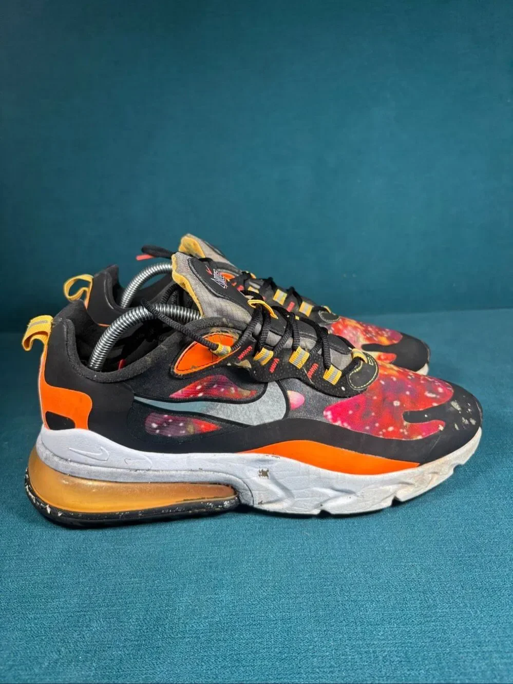 Nike Air Max 270 React SE Supernova Galaxy Men's Size 10 CW8567-001
